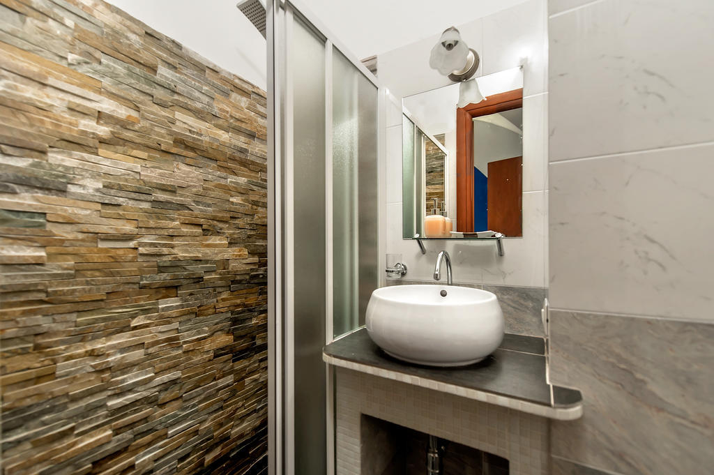 Guest house Dino Hostel Rome